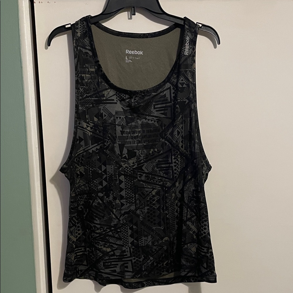 Reebok Women's Geometric Black Tank Top